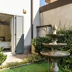 Bilocale Con Spazio Esterno Con Stazione 5' Apartment *