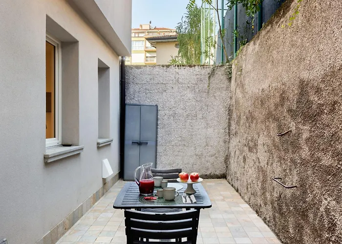 Bilocale Con Spazio Esterno Con Stazione 5' *