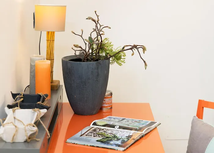 Bilocale Con Spazio Esterno Con Stazione 5' *